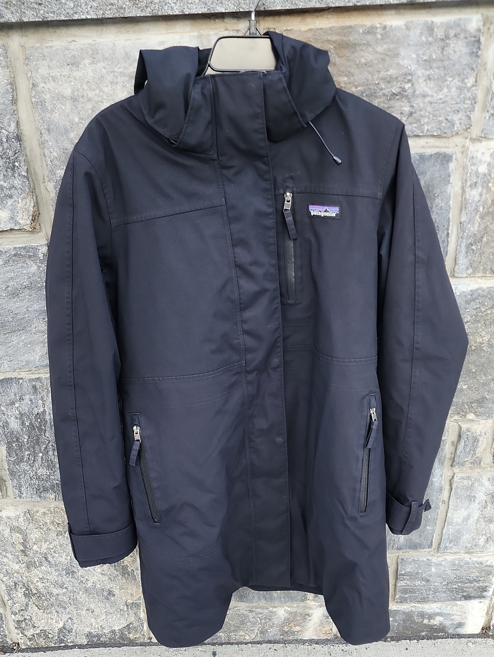 Patagonia Stormdrift Black Hooded Parka size M